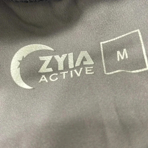 Zyia active pants - Picture 8 of 8